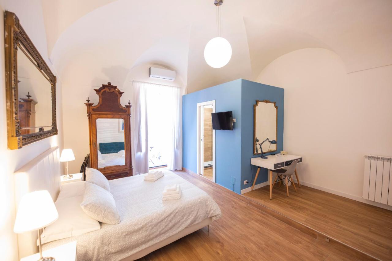 Uzeda Inn Apartment Катанія Екстер'єр фото
